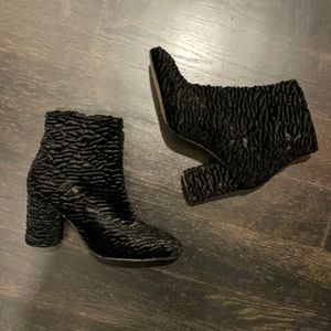 Zara faux shearling black boots size 39 us 10